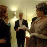 Ryan Murphy’s Latest Reignites The Feud Between Bette Davis & Joan Crawford