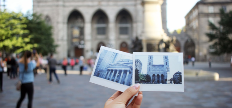 4 Tips to Save Money While Booking Online Flight Tickets